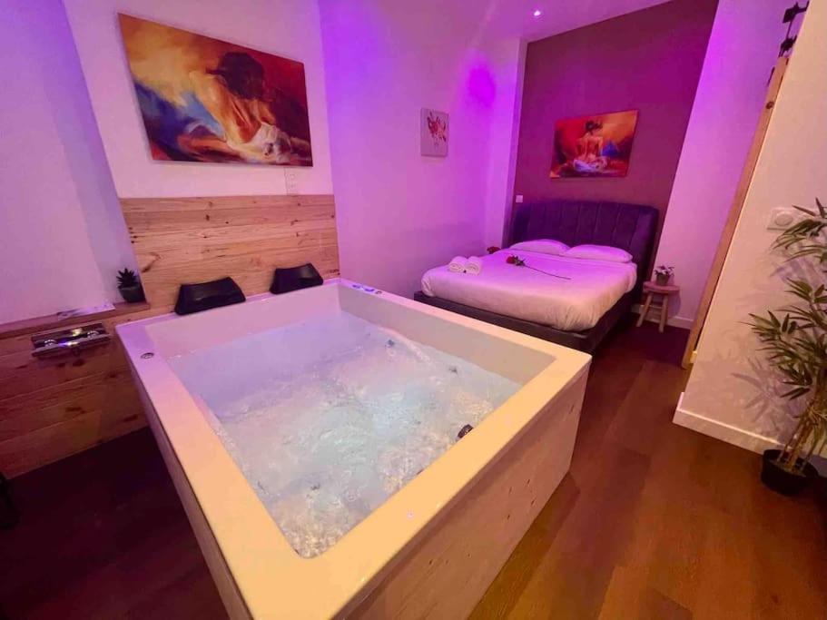 Colline, La Suite Cinema Spa Privee Nancy Exterior foto
